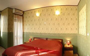 Фото Отель Ambaritsa Hotel г. Горна-Оряховица 5